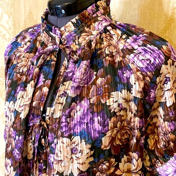 Birgitte Herskind Tops - NWT Birgitte Herskind Gajol Blouse Blooming Floral Metallic  38